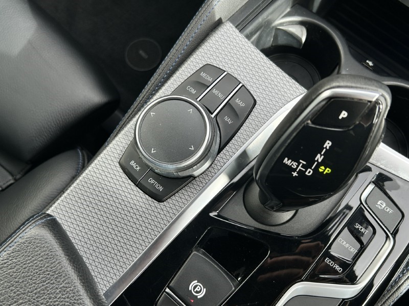 2018 (68) BMW 5 SERIES 520d xDrive M Sport 4dr Auto 5220148