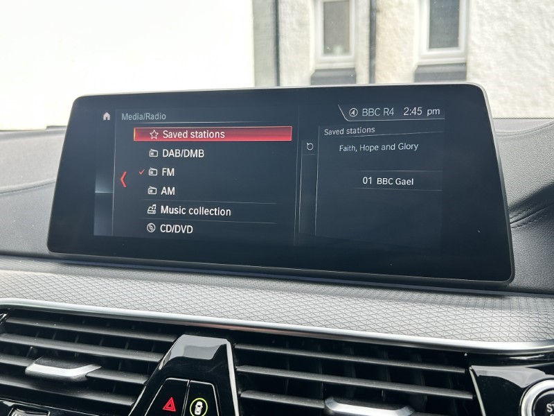 2018 (68) BMW 5 SERIES 520d xDrive M Sport 4dr Auto 5220155