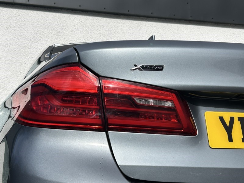 2018 (68) BMW 5 SERIES 520d xDrive M Sport 4dr Auto 5220140