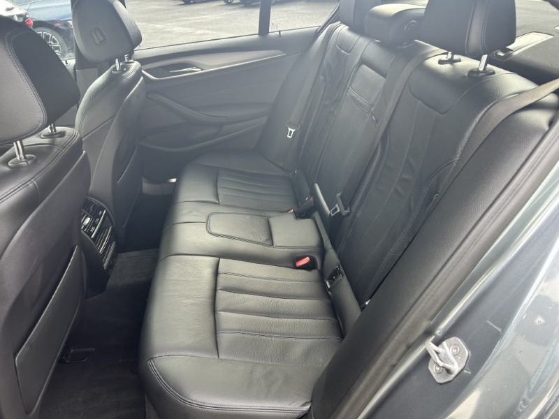 2018 (68) BMW 5 SERIES 520d xDrive M Sport 4dr Auto 5220167