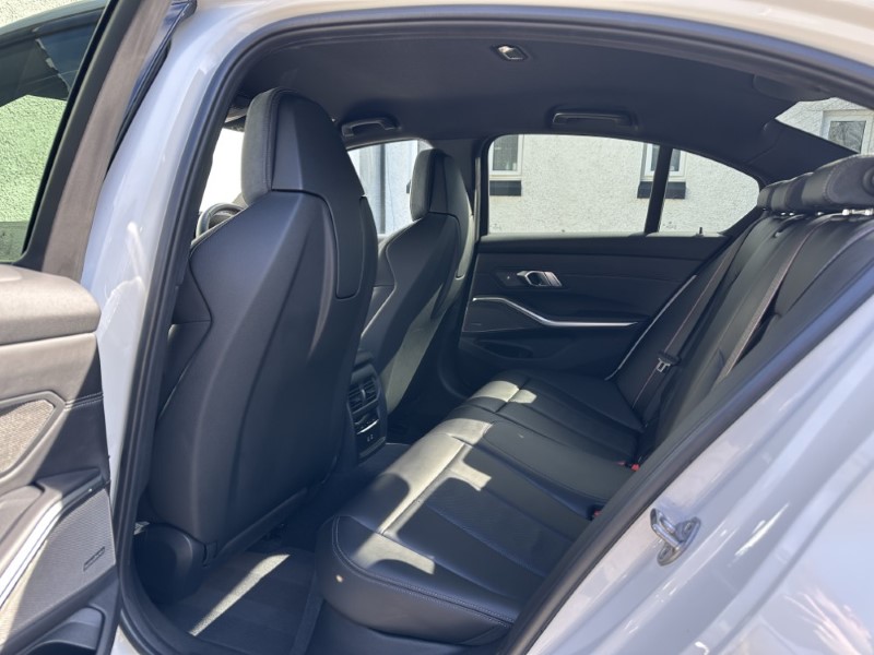 2022 (71) BMW M3 xDrive Competition M 4dr Step Auto 5252847