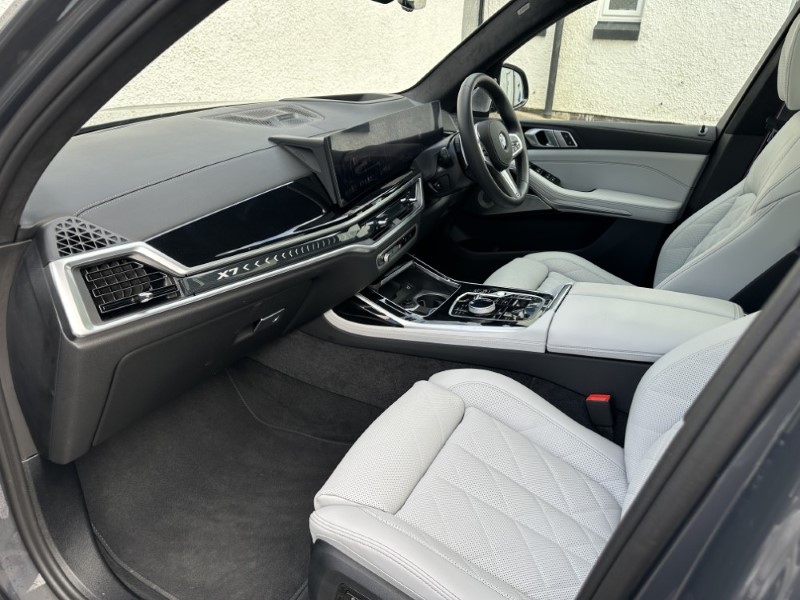 2025 (75) BMW X7 xDrive40d MHT M Sport 5dr Step Auto [Ultimate] 5243140