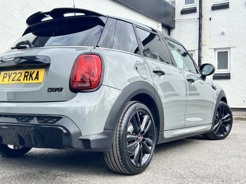 2022 (22) MINI HATCHBACK 1.5 Cooper Sport 5dr 5242844