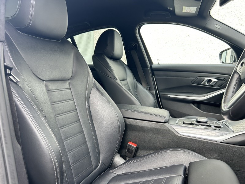 2024 (24) BMW 3 SERIES 330e xDrive M Sport 4dr Step Auto 5243054