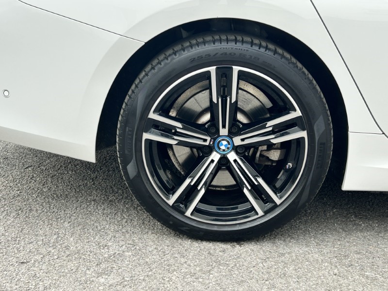 2024 (24) BMW 3 SERIES 330e xDrive M Sport 4dr Step Auto 5243048