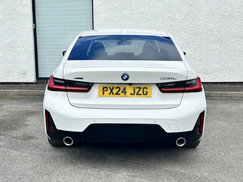 2024 (24) BMW 3 SERIES 330e xDrive M Sport 4dr Step Auto 5243042