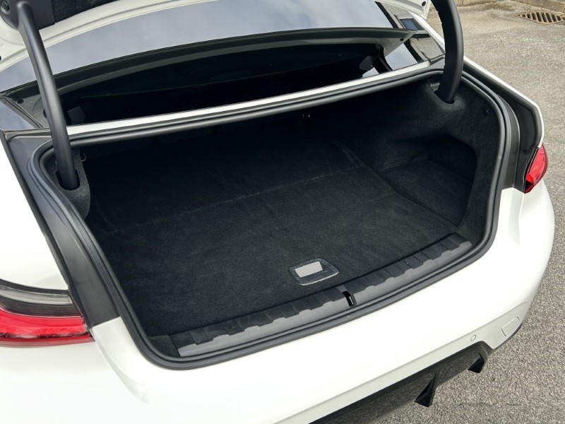 2024 (24) BMW 3 SERIES 330e xDrive M Sport 4dr Step Auto 5243047