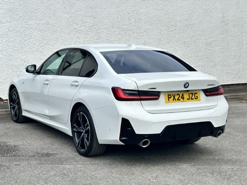 2024 (24) BMW 3 SERIES 330e xDrive M Sport 4dr Step Auto 5243043