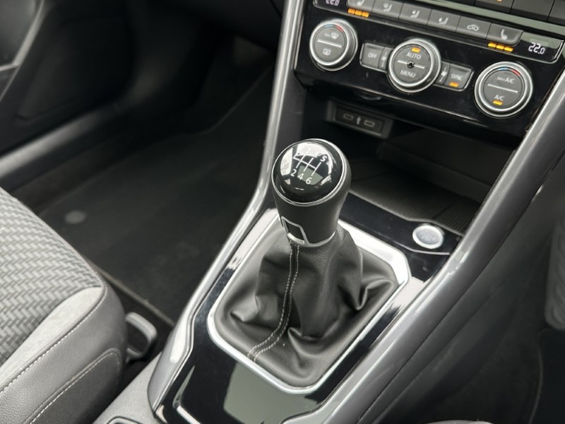 2020 (70) VOLKSWAGEN T-ROC 1.5 TSI EVO R-Line 5dr 5254847