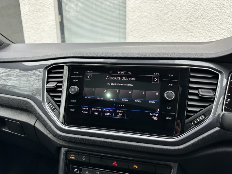 2020 (70) VOLKSWAGEN T-ROC 1.5 TSI EVO R-Line 5dr 5254840