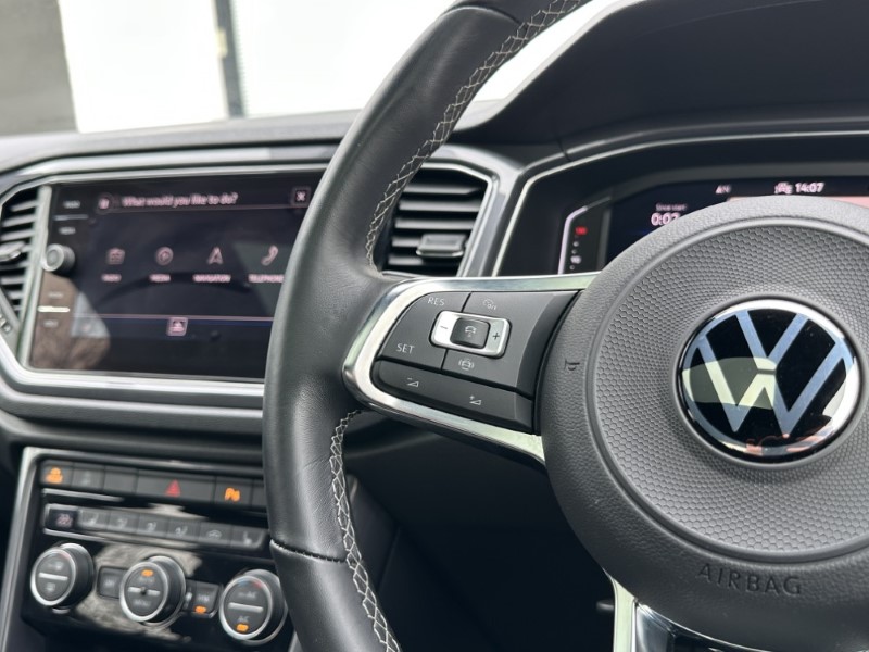 2020 (70) VOLKSWAGEN T-ROC 1.5 TSI EVO R-Line 5dr 5254836
