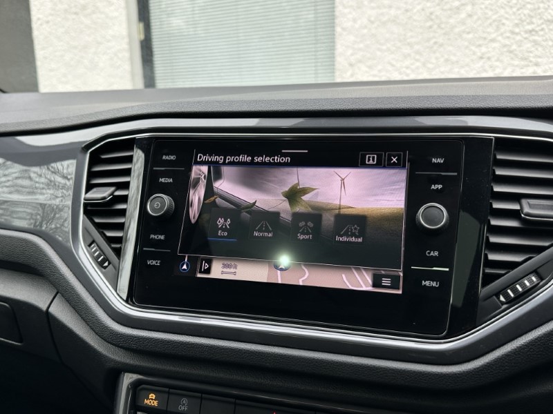 2020 (70) VOLKSWAGEN T-ROC 1.5 TSI EVO R-Line 5dr 5254846