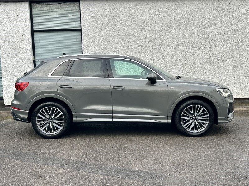 2022 (22) AUDI Q3 35 TDI Quattro S Line 5dr S Tronic 5231877