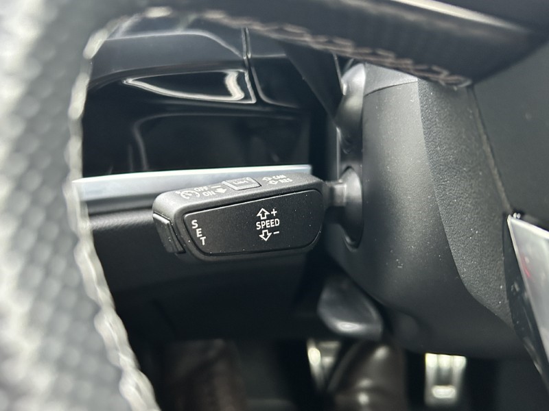 2022 (22) AUDI Q3 35 TDI Quattro S Line 5dr S Tronic 5231895