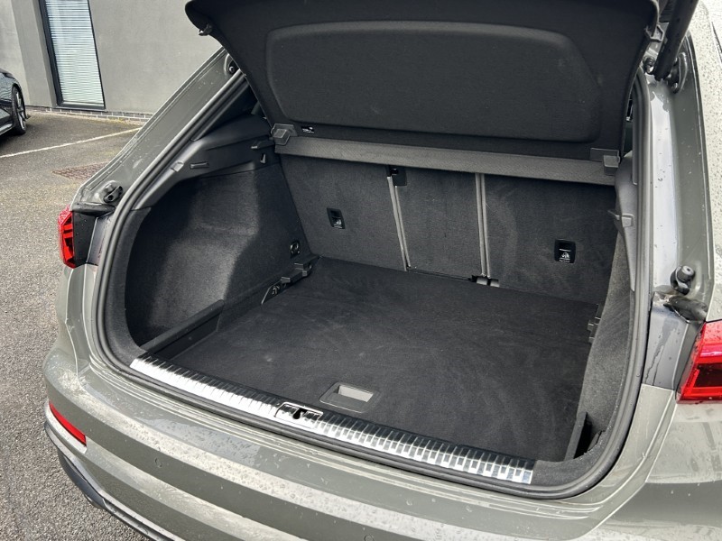 2022 (22) AUDI Q3 35 TDI Quattro S Line 5dr S Tronic 5231874