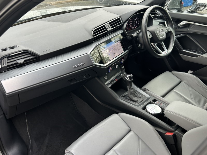 2022 (22) AUDI Q3 35 TDI Quattro S Line 5dr S Tronic 5231881