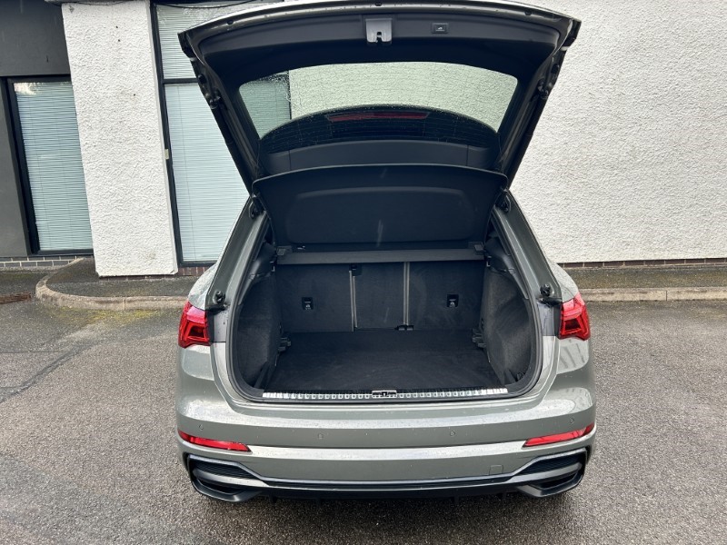 2022 (22) AUDI Q3 35 TDI Quattro S Line 5dr S Tronic 5231873
