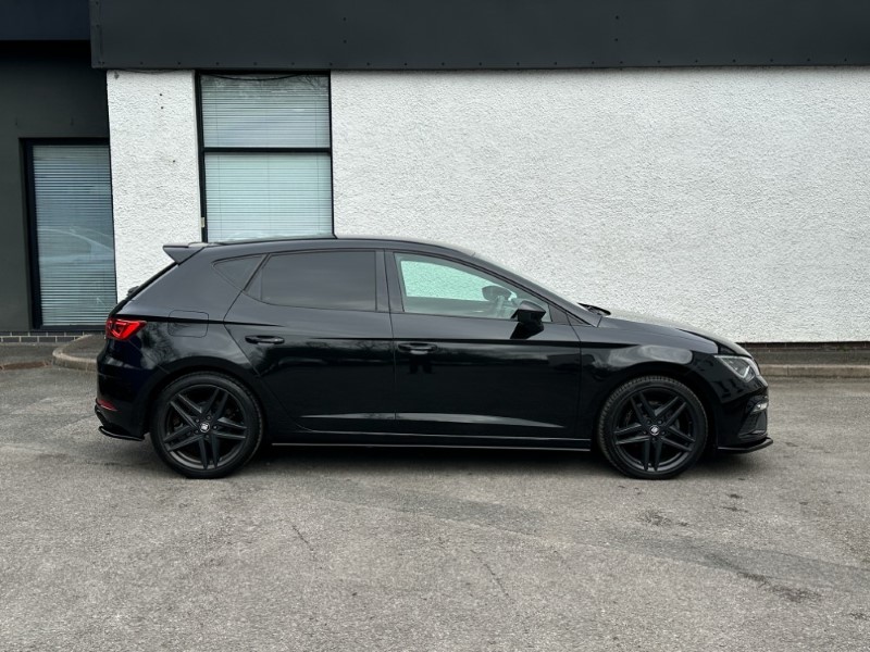 2020 (20) SEAT LEON 1.5 TSI EVO 150 FR Black Edition [EZ] 5dr DSG 5224750