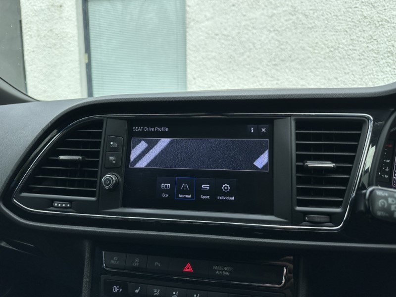 2020 (20) SEAT LEON 1.5 TSI EVO 150 FR Black Edition [EZ] 5dr DSG 5224301