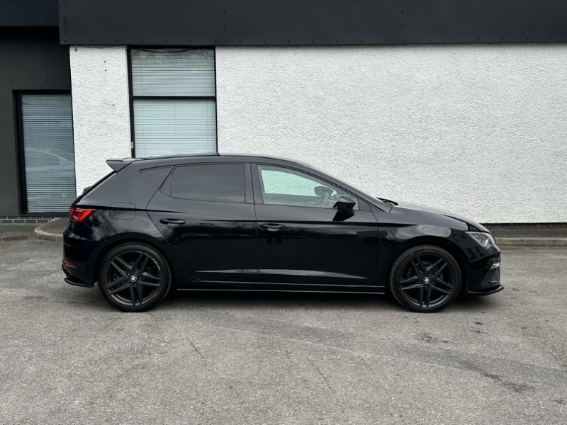2020 (20) SEAT LEON 1.5 TSI EVO 150 FR Black Edition [EZ] 5dr DSG 5224312