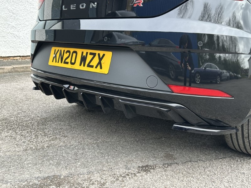 2020 (20) SEAT LEON 1.5 TSI EVO 150 FR Black Edition [EZ] 5dr DSG 5224316