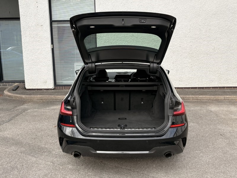 2022 (22) BMW 3 SERIES 320i M Sport 5dr Step Auto 5280119