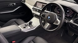 2022 (22) BMW 3 SERIES 320i M Sport 5dr Step Auto 5280142