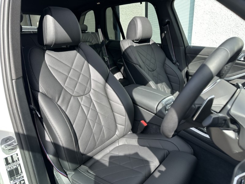 2025 (75) BMW X5 xDrive30d MHT M Sport 5dr Auto 5252234