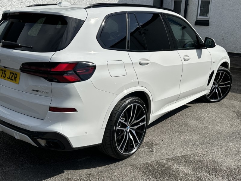 2025 (75) BMW X5 xDrive30d MHT M Sport 5dr Auto 5252239