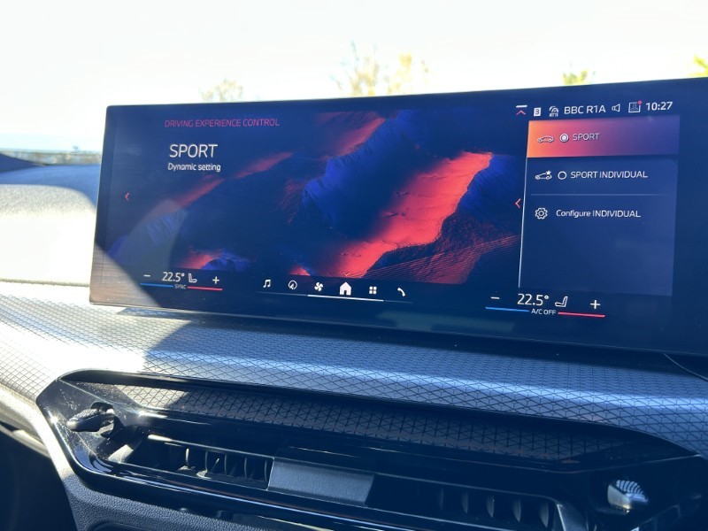 2025 (75) BMW 3 SERIES 320i M Sport 5dr Step Auto 5252015
