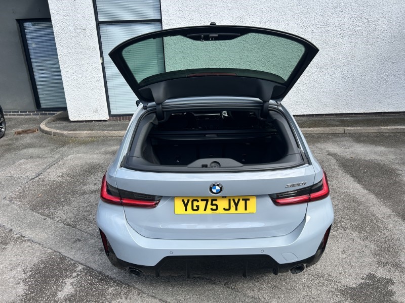 2025 (75) BMW 3 SERIES 320i M Sport 5dr Step Auto 5252035