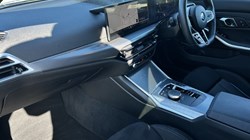 2025 (75) BMW 3 SERIES 320i M Sport 5dr Step Auto 5252030