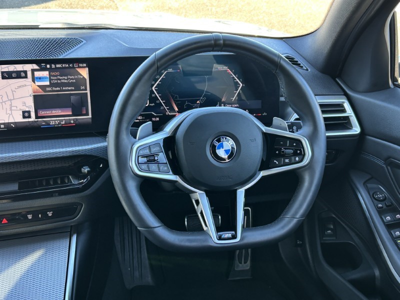 2025 (75) BMW 3 SERIES 320i M Sport 5dr Step Auto 5252027