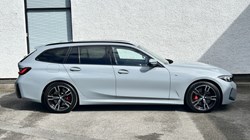 2025 (75) BMW 3 SERIES 320i M Sport 5dr Step Auto 5252040