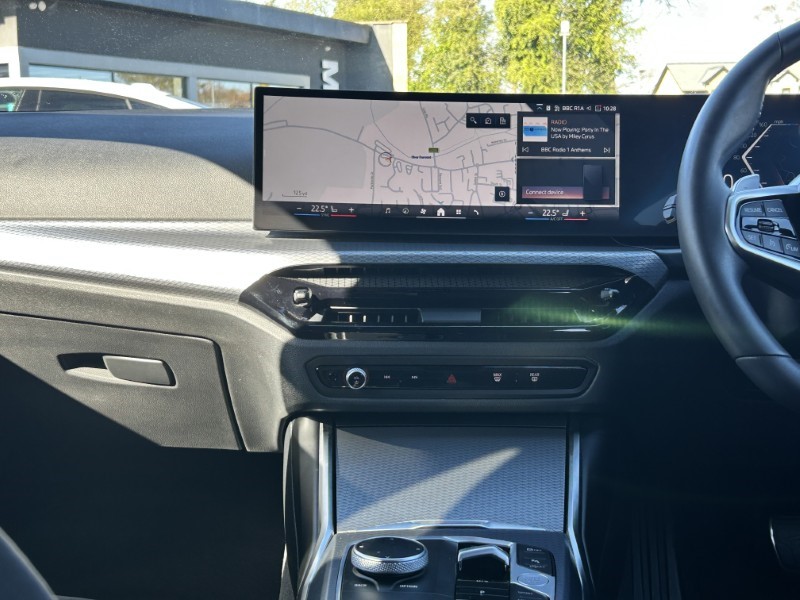 2025 (75) BMW 3 SERIES 320i M Sport 5dr Step Auto 5252028