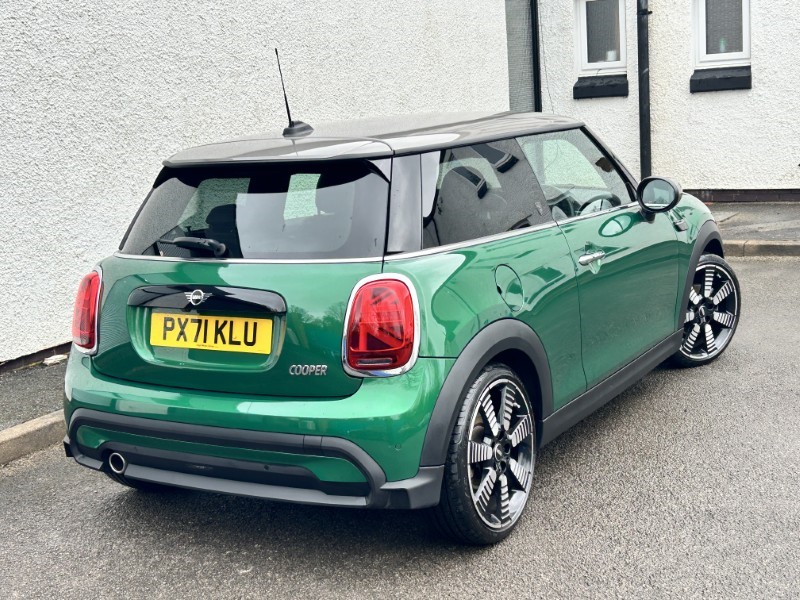 2021 (71) MINI HATCHBACK 1.5 Cooper Exclusive 3dr 5256351