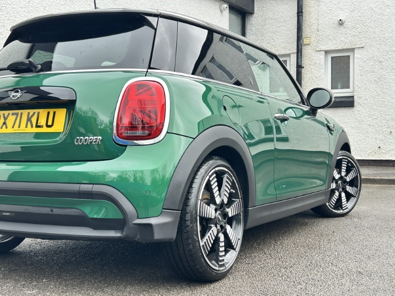 2021 (71) MINI HATCHBACK 1.5 Cooper Exclusive 3dr 5256353