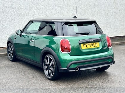 2021 (71) MINI HATCHBACK 1.5 Cooper Exclusive 3dr