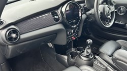 2021 (71) MINI HATCHBACK 1.5 Cooper Exclusive 3dr 5256365