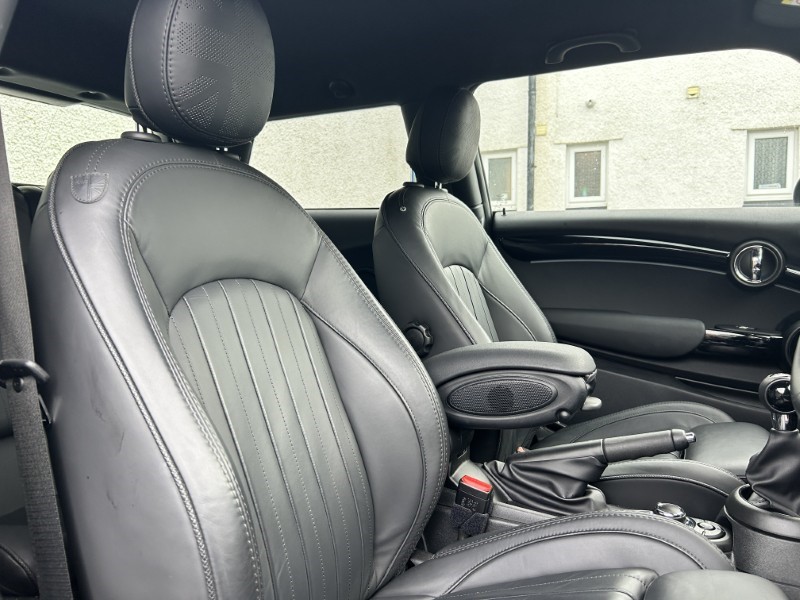 2021 (71) MINI HATCHBACK 1.5 Cooper Exclusive 3dr 5256363