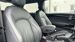 2021 (71) MINI HATCHBACK 1.5 Cooper Exclusive 3dr 5256363