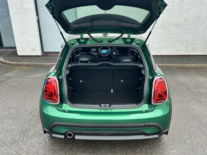 2021 (71) MINI HATCHBACK 1.5 Cooper Exclusive 3dr 5256347