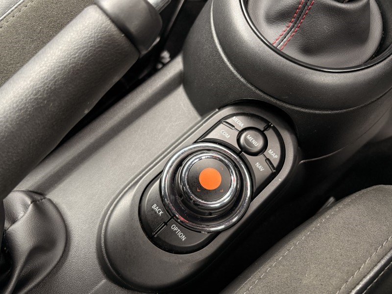 2019 (19) MINI HATCHBACK 2.0 Cooper S Sport II 3dr Auto 5272006