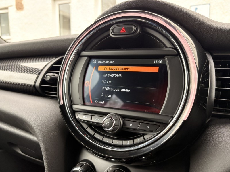 2019 (19) MINI HATCHBACK 2.0 Cooper S Sport II 3dr Auto 5272003