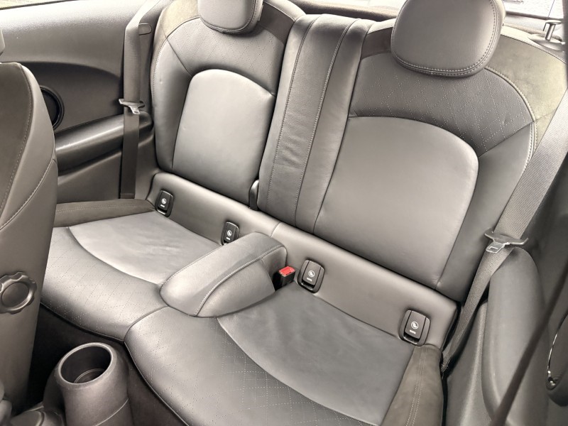 2019 (19) MINI HATCHBACK 2.0 Cooper S Sport II 3dr Auto 5272036