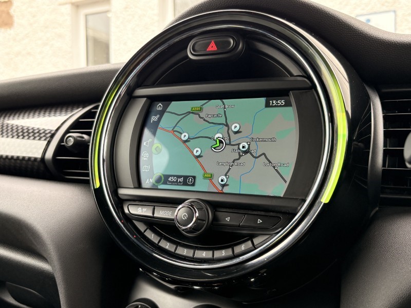 2019 (19) MINI HATCHBACK 2.0 Cooper S Sport II 3dr Auto 5272001