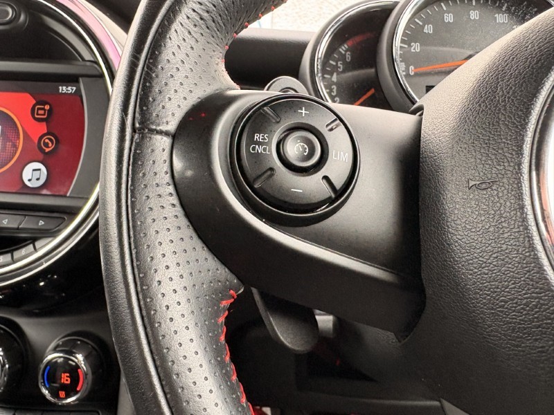 2019 (19) MINI HATCHBACK 2.0 Cooper S Sport II 3dr Auto 5272008