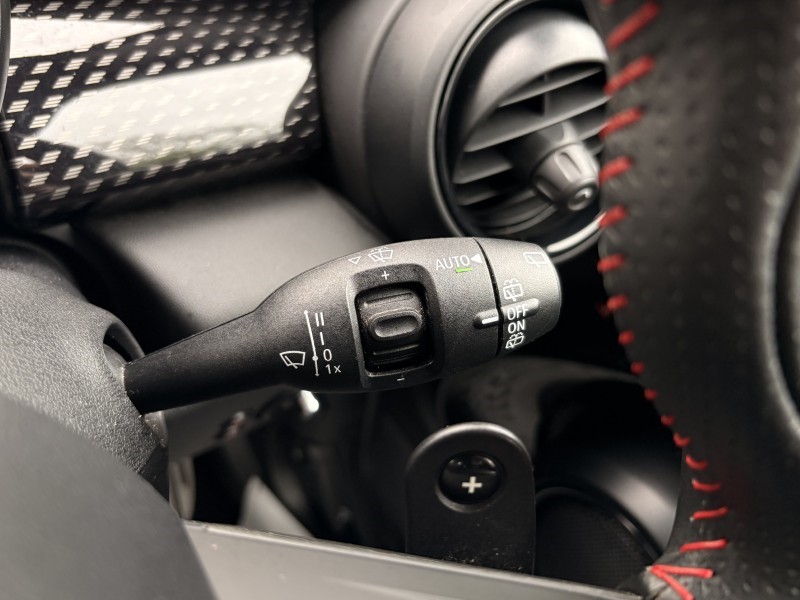 2019 (19) MINI HATCHBACK 2.0 Cooper S Sport II 3dr Auto 5272010