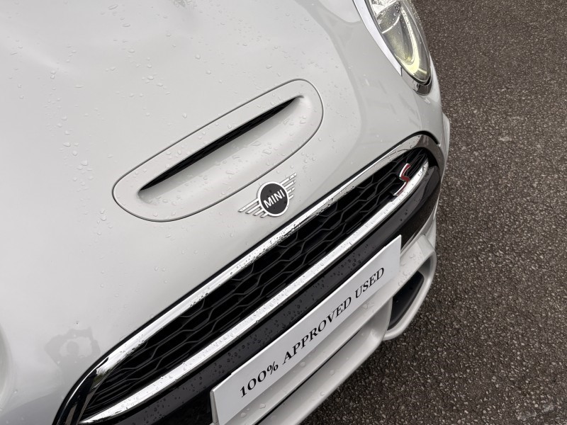 2019 (19) MINI HATCHBACK 2.0 Cooper S Sport II 3dr Auto 5272026