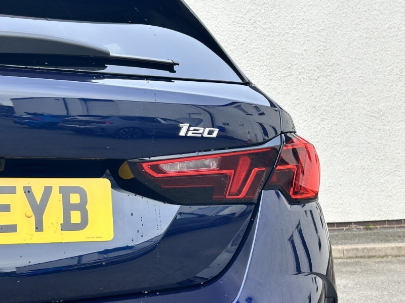 2026 (26) BMW 1 SERIES 120 M Sport 5dr Step Auto 5225548